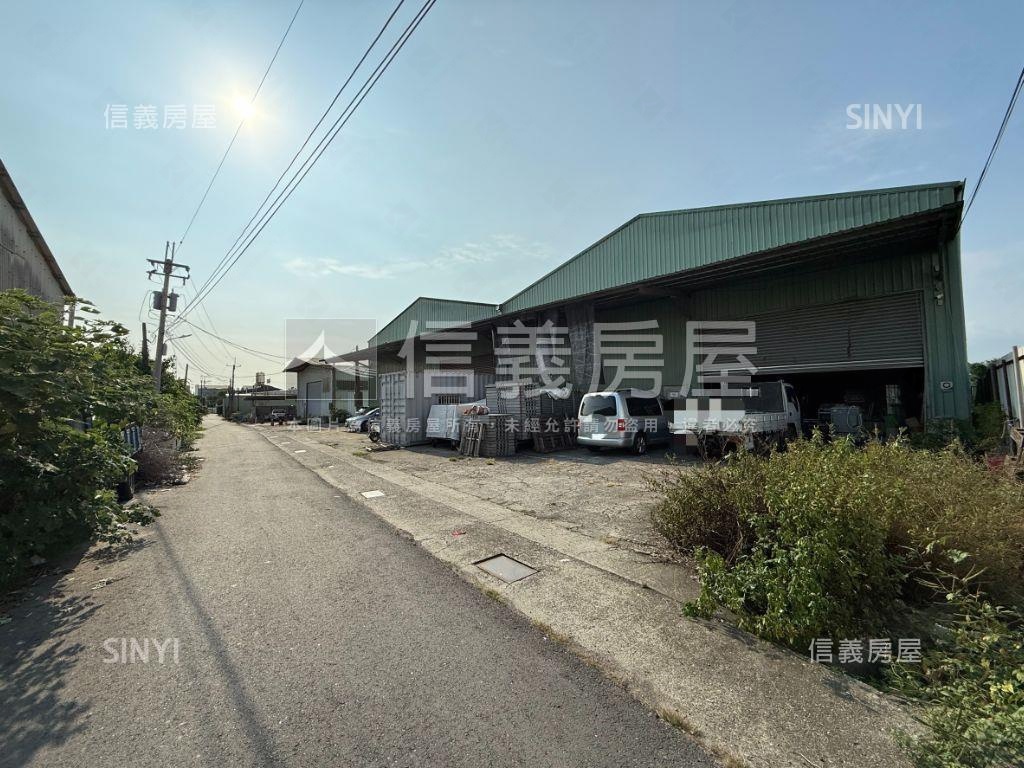 臨正大社路千坪土地Ｂ房屋室內格局與周邊環境