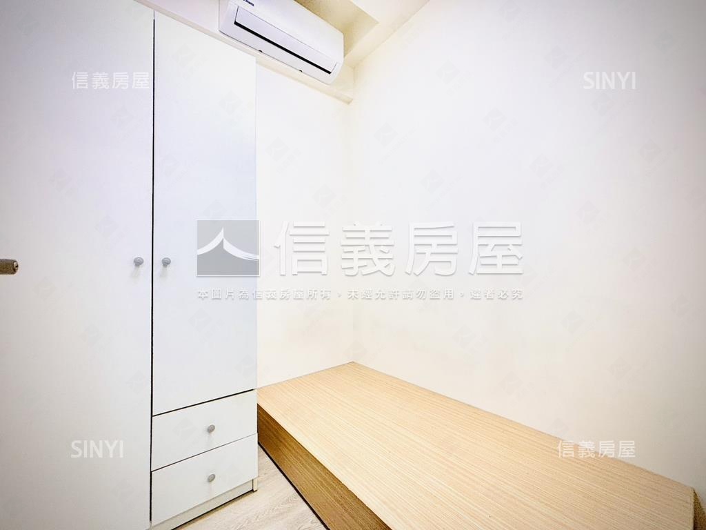 天空之邑三房美宅車位房屋室內格局與周邊環境