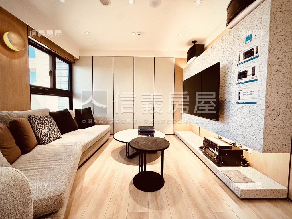 天空之邑三房美宅車位房屋室內格局與周邊環境