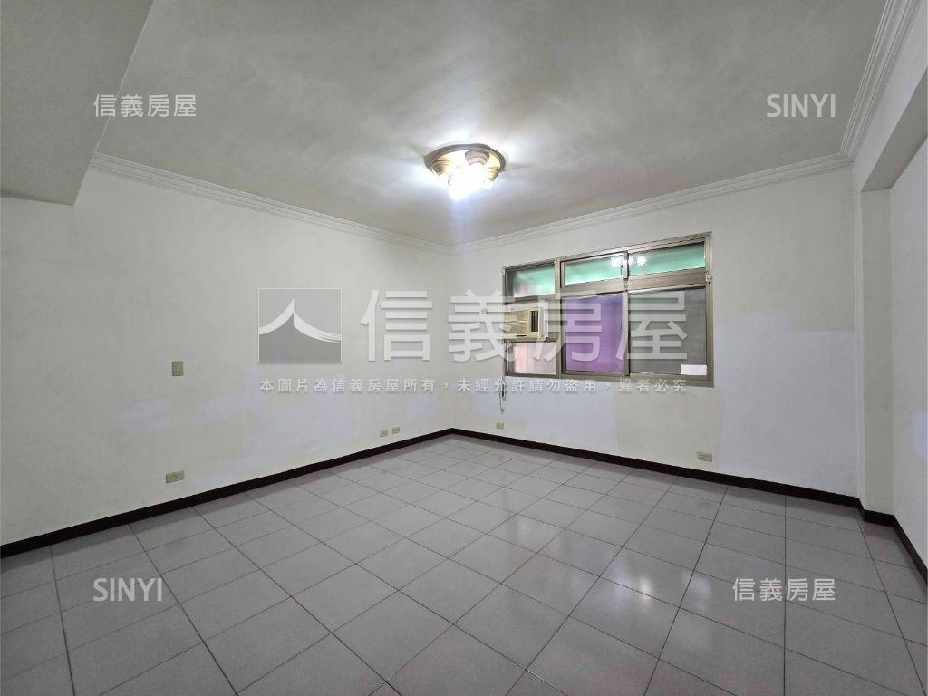 中正路方正三樓房屋室內格局與周邊環境