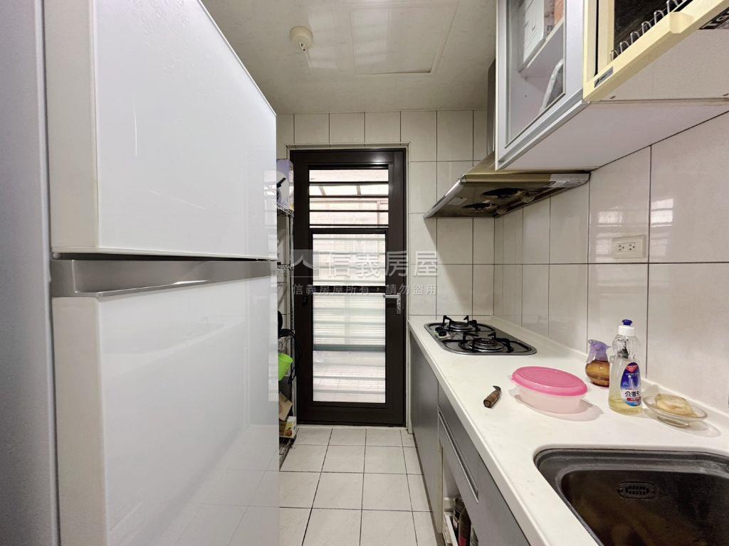 法國小鎮康橋伯大尼旁美屋房屋室內格局與周邊環境