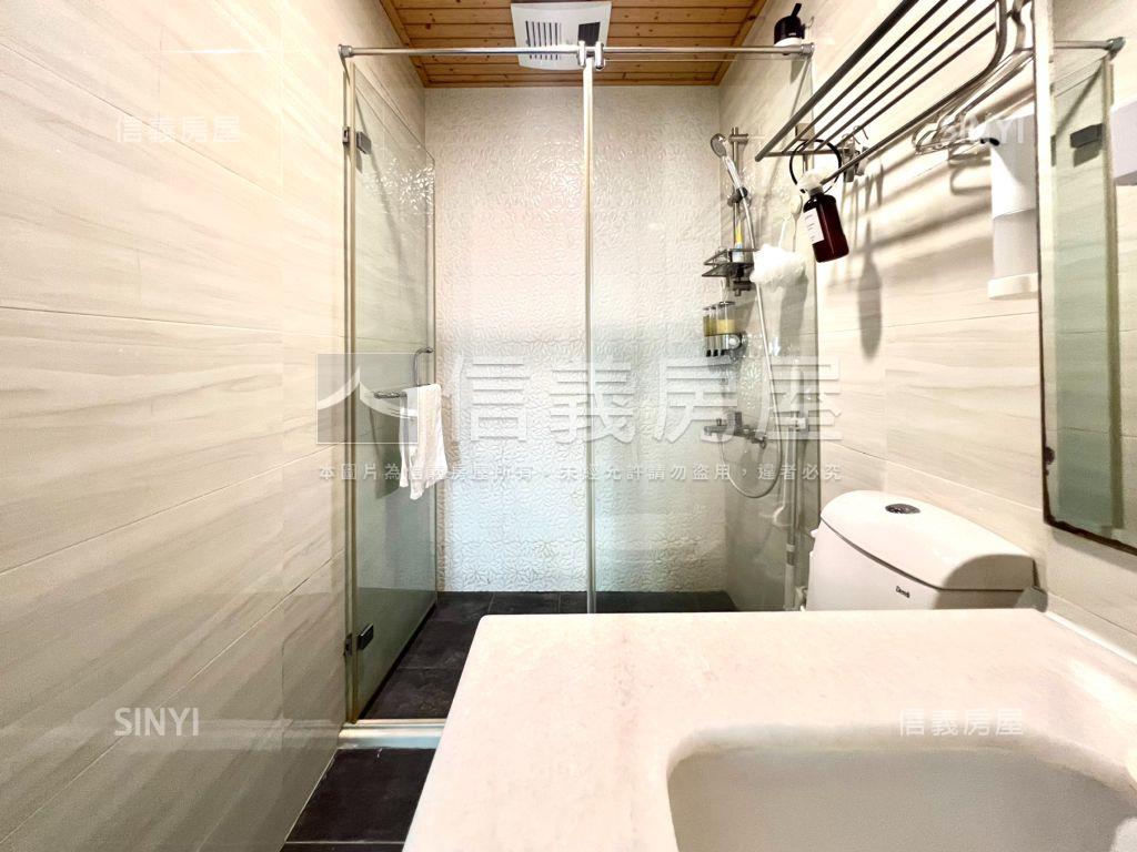 近商６０｜樹影採光車墅房屋室內格局與周邊環境