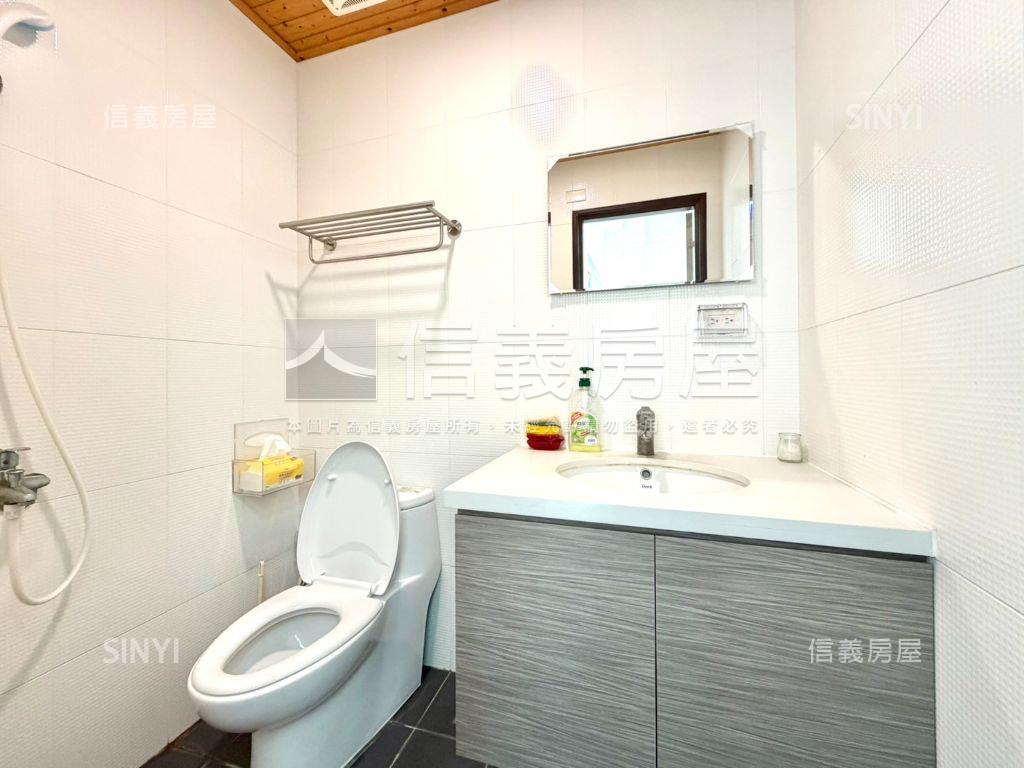 近商６０｜樹影採光車墅房屋室內格局與周邊環境