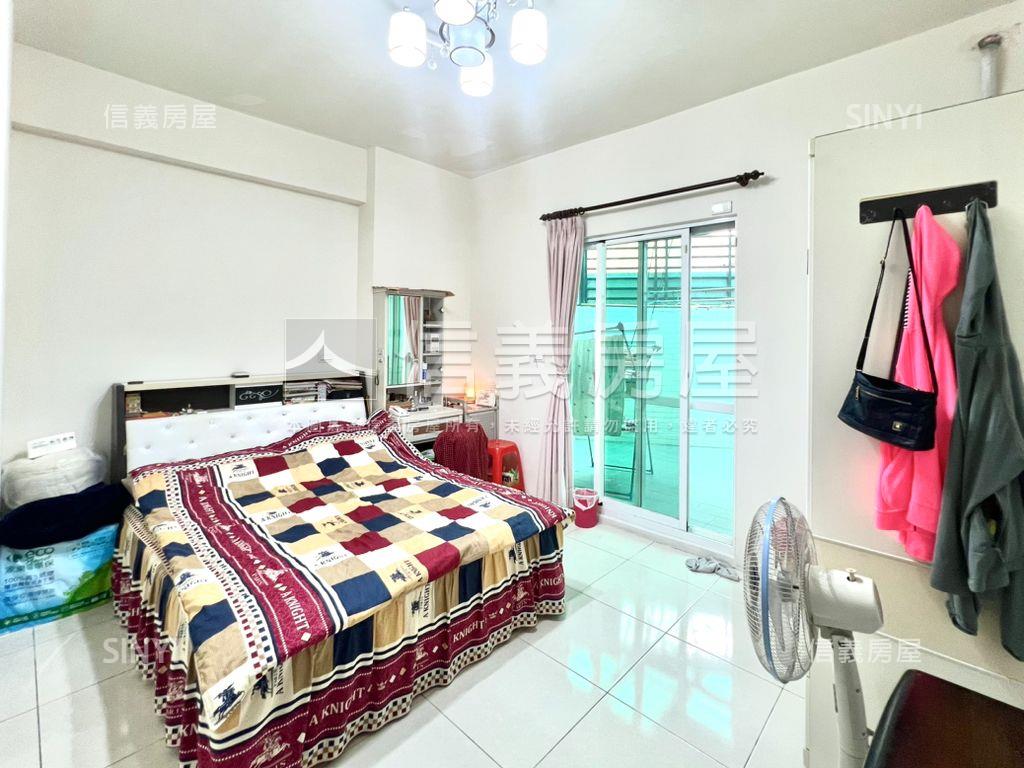 近商６０｜樹影採光車墅房屋室內格局與周邊環境