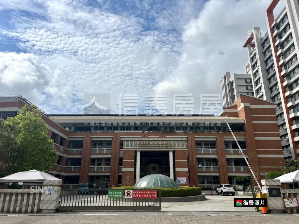 近商６０｜樹影採光車墅房屋室內格局與周邊環境