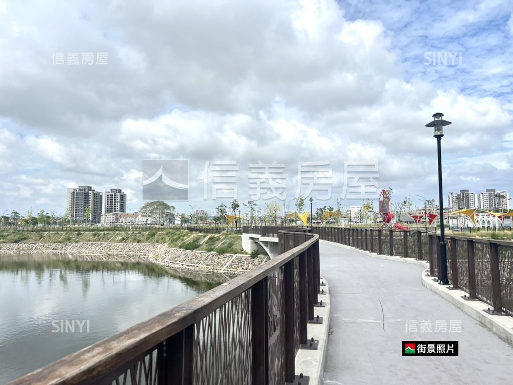 近商６０｜樹影採光車墅房屋室內格局與周邊環境