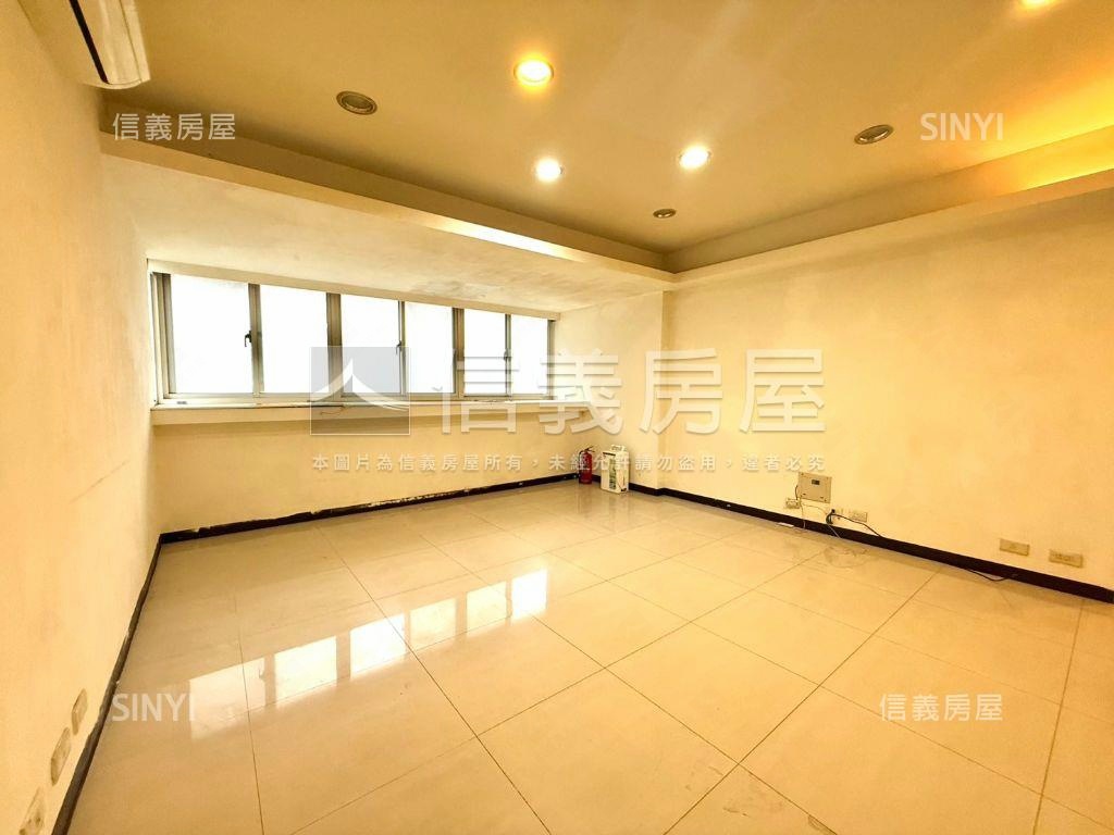 三民路邊間浪漫滿屋房屋室內格局與周邊環境