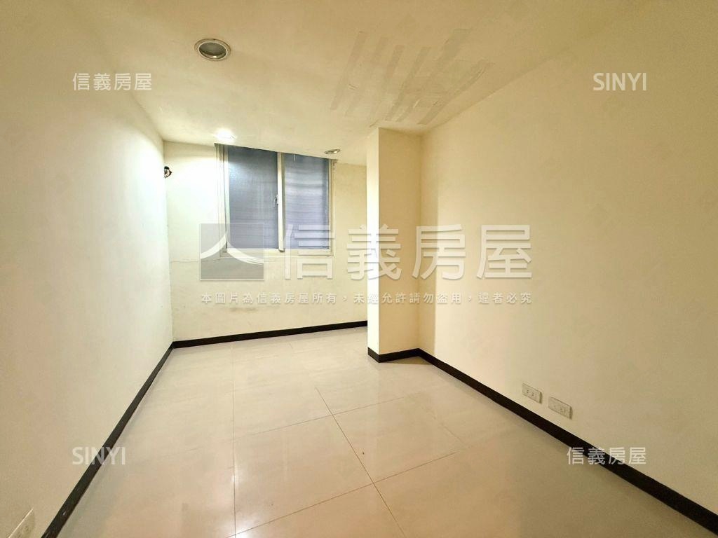 三民路邊間浪漫滿屋房屋室內格局與周邊環境