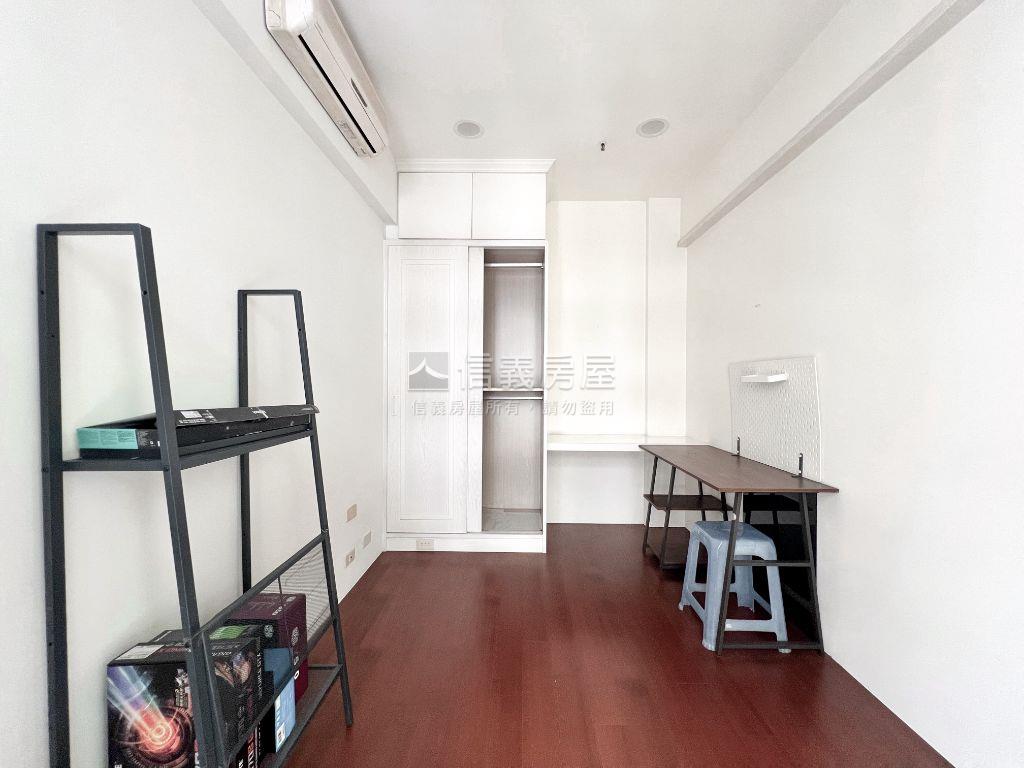 美術館．高樓稀有兩房房屋室內格局與周邊環境