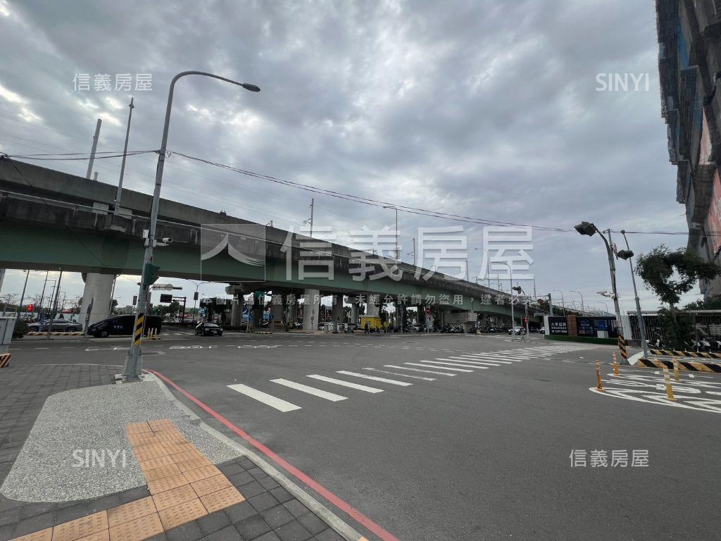 大華縱橫Ｆ６兩房兩衛平車房屋室內格局與周邊環境