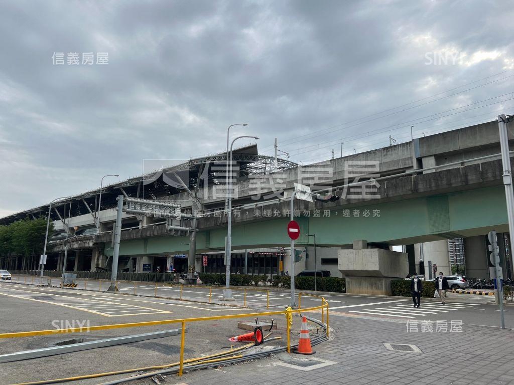 大華縱橫Ｆ６兩房兩衛平車房屋室內格局與周邊環境