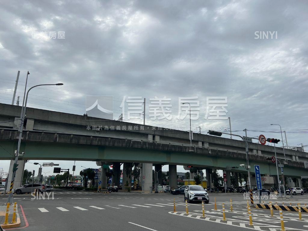 大華縱橫Ｆ６兩房兩衛平車房屋室內格局與周邊環境