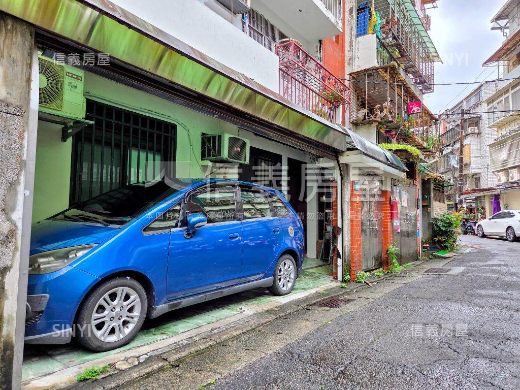 近小碧潭站一樓三房好停車房屋室內格局與周邊環境