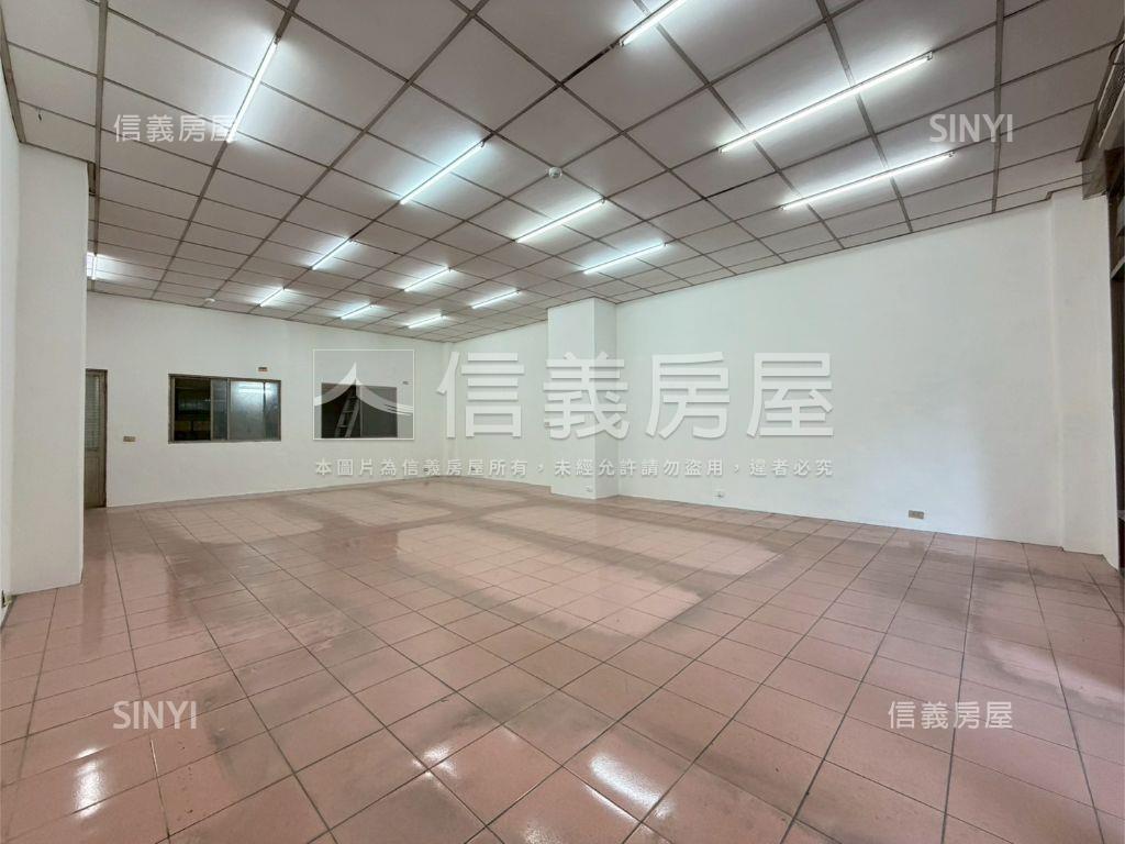 延吉黃金６米寬店面房屋室內格局與周邊環境