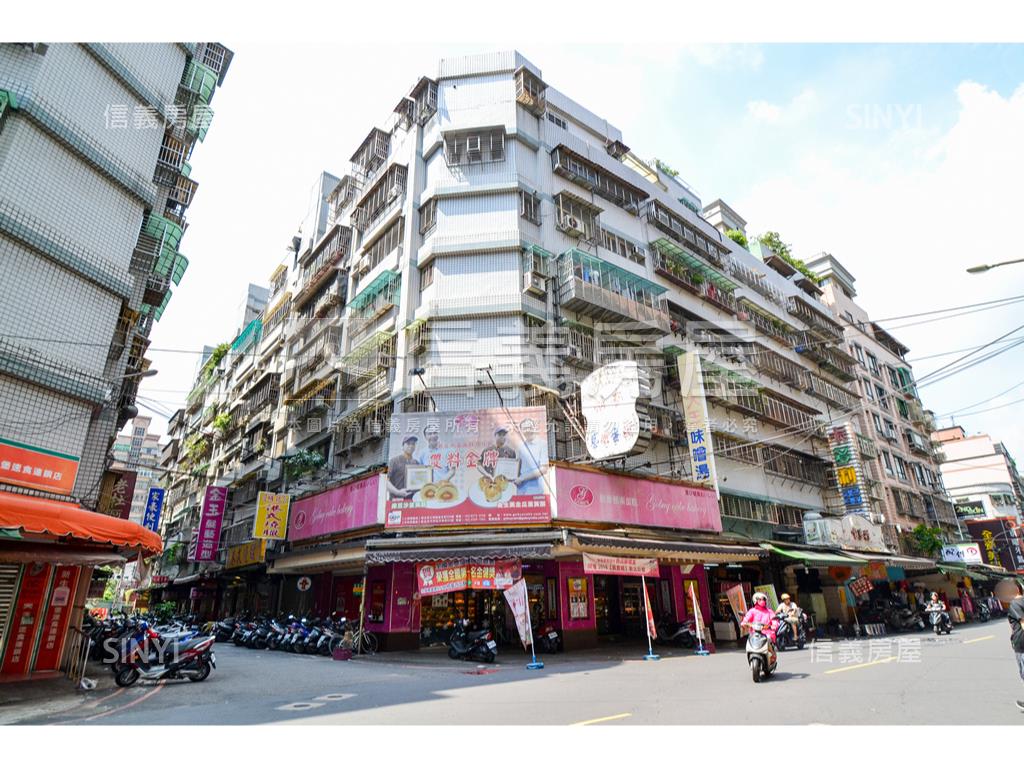 延吉黃金６米寬店面房屋室內格局與周邊環境