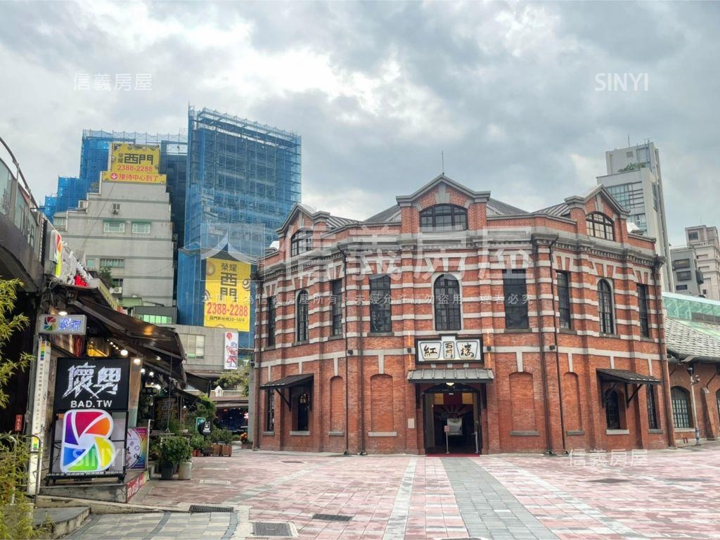 統帥天廈兩房無車位房屋室內格局與周邊環境