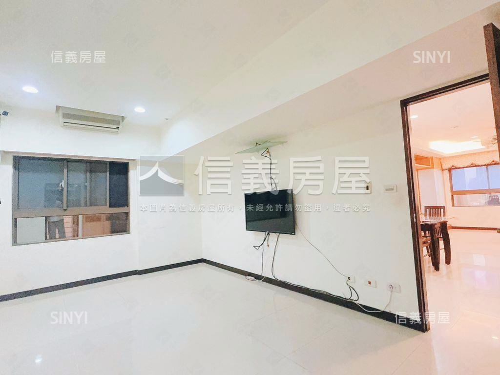 新埔捷運鋼骨巨蛋挑高三房房屋室內格局與周邊環境