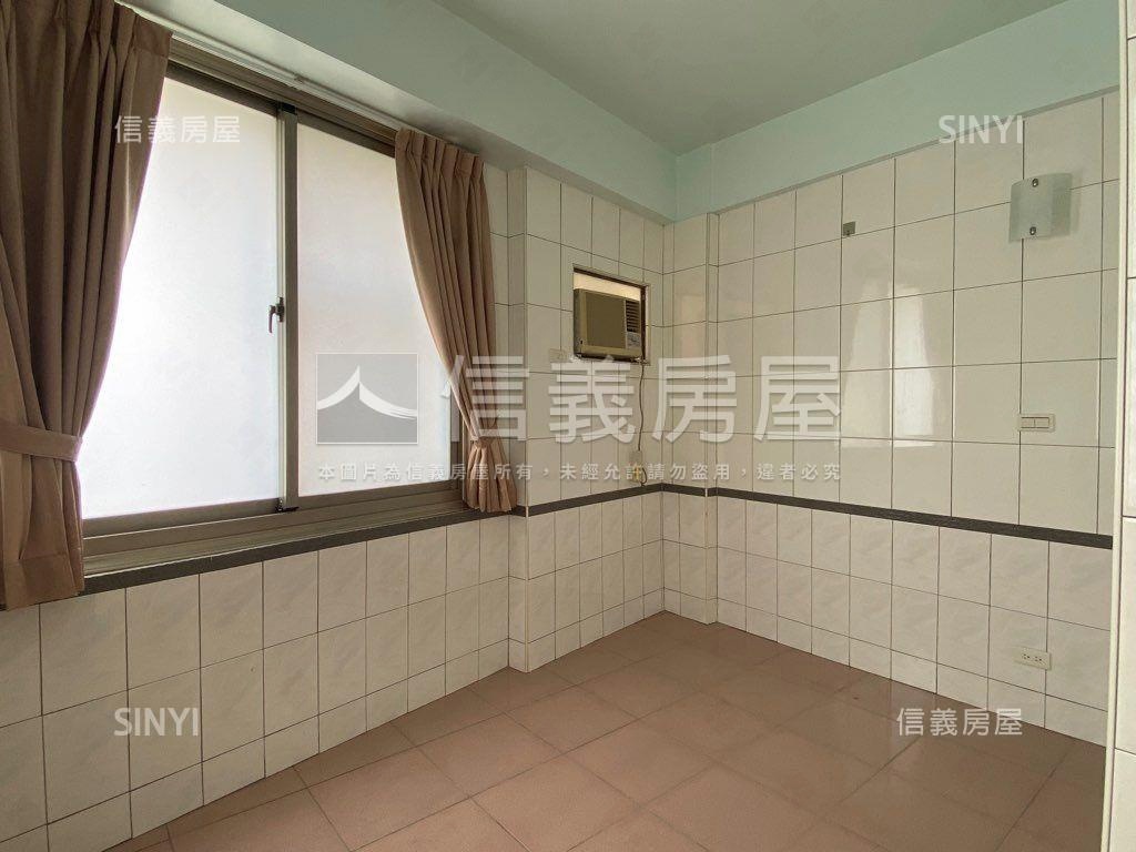 中西區運河旁邊間店住房屋室內格局與周邊環境