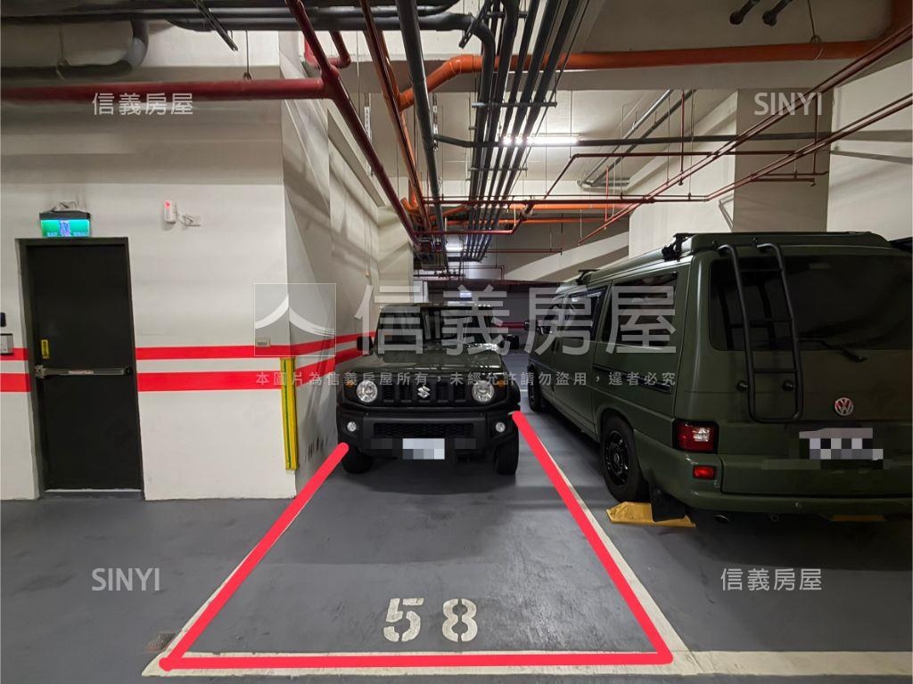 大湖晴山坡道平面大車位房屋室內格局與周邊環境