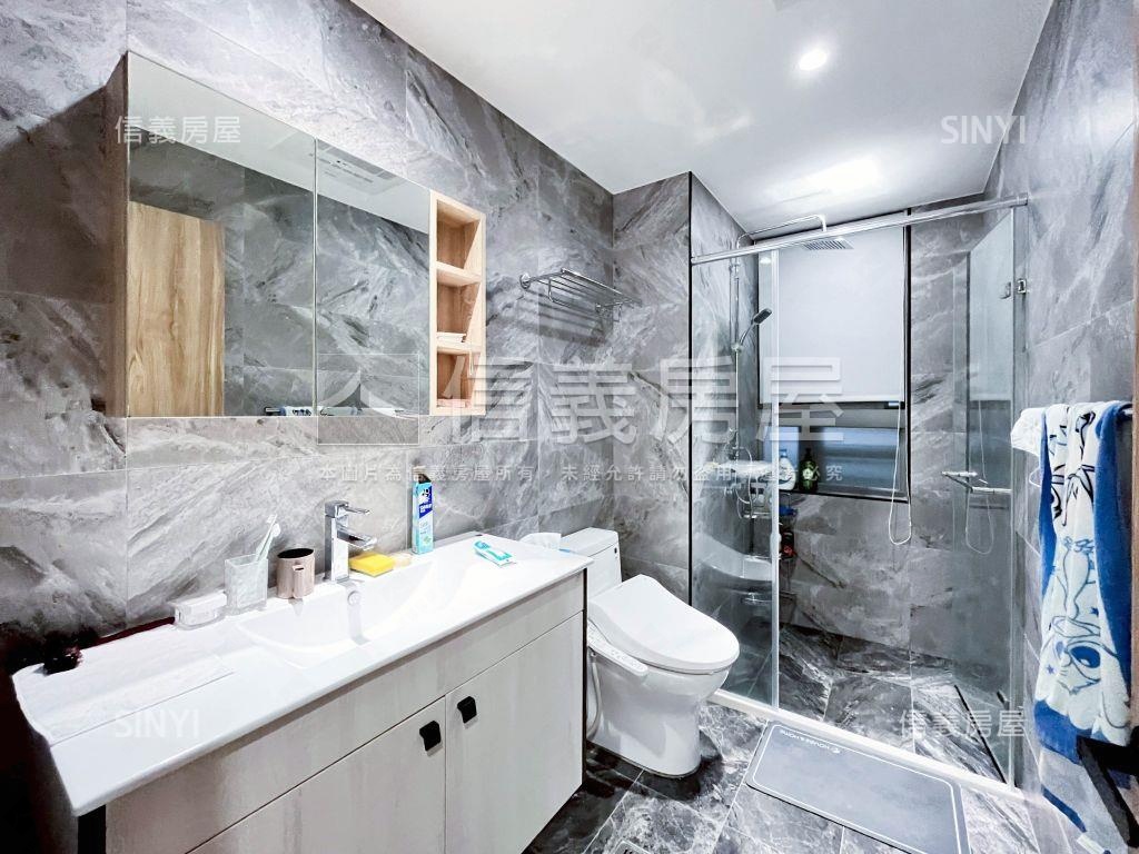 鄉林皇居天寶樹梢雙車位房屋室內格局與周邊環境