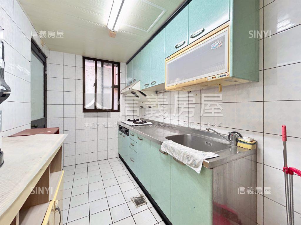 【推薦】鳳翔吉第三房車位房屋室內格局與周邊環境