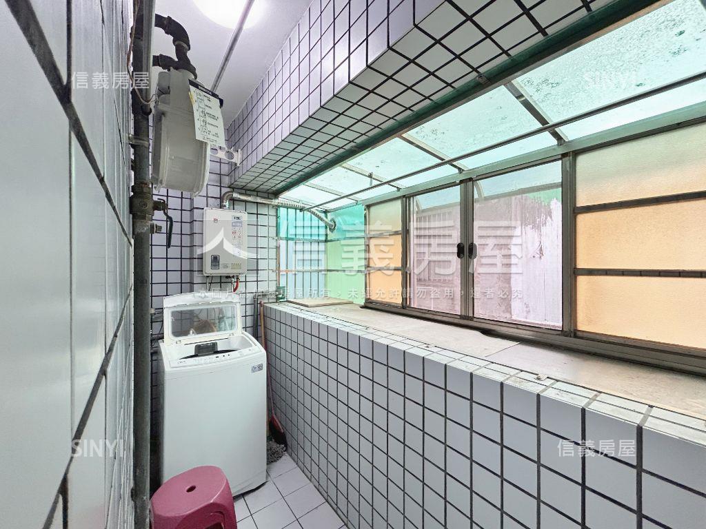 【推薦】鳳翔吉第三房車位房屋室內格局與周邊環境