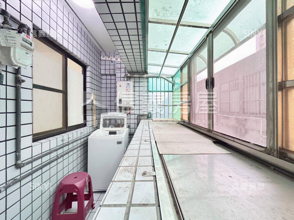 【推薦】鳳翔吉第三房車位房屋室內格局與周邊環境