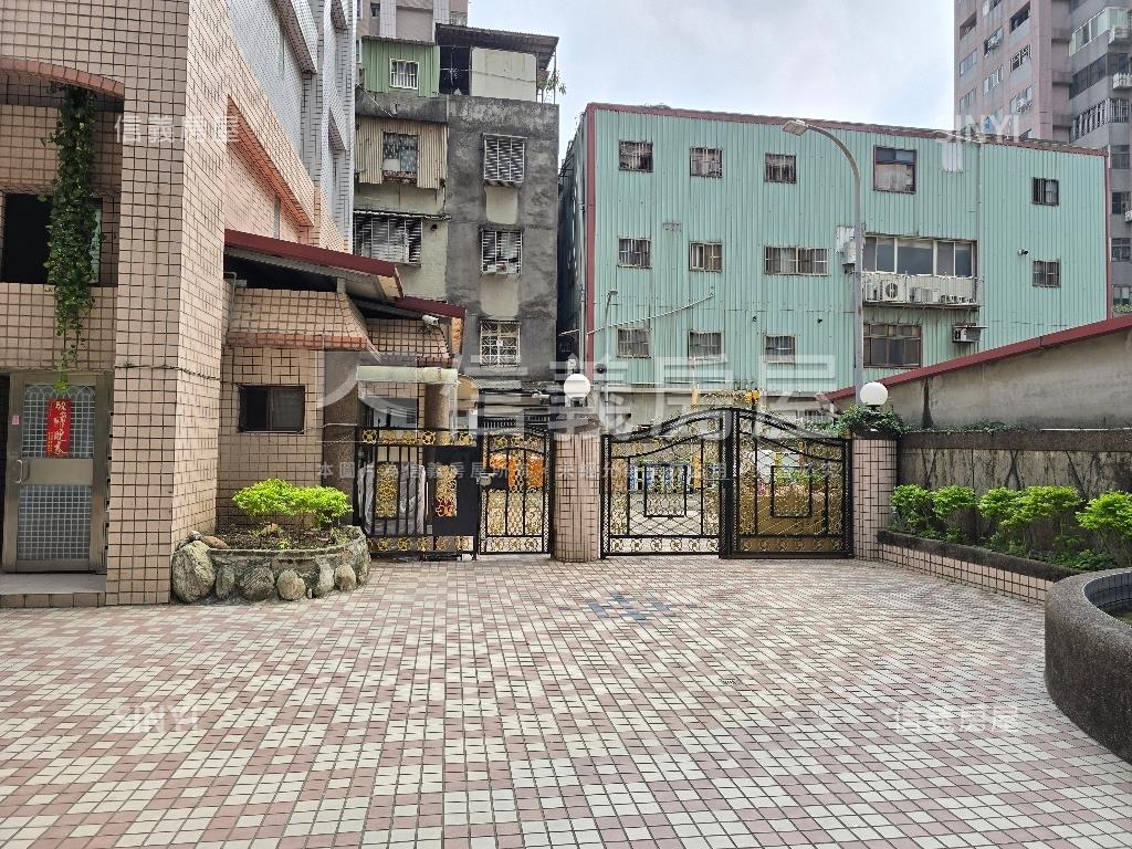 【推薦】鳳翔吉第三房車位房屋室內格局與周邊環境