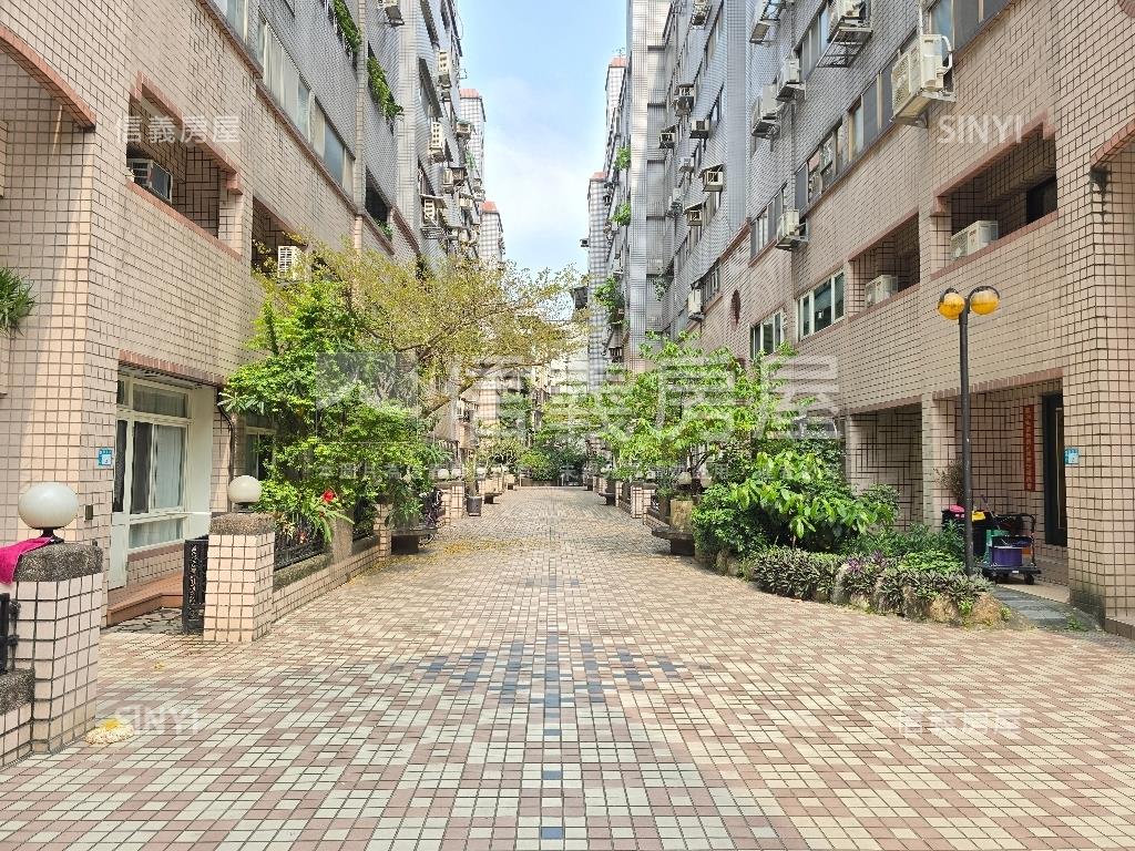 【推薦】鳳翔吉第三房車位房屋室內格局與周邊環境