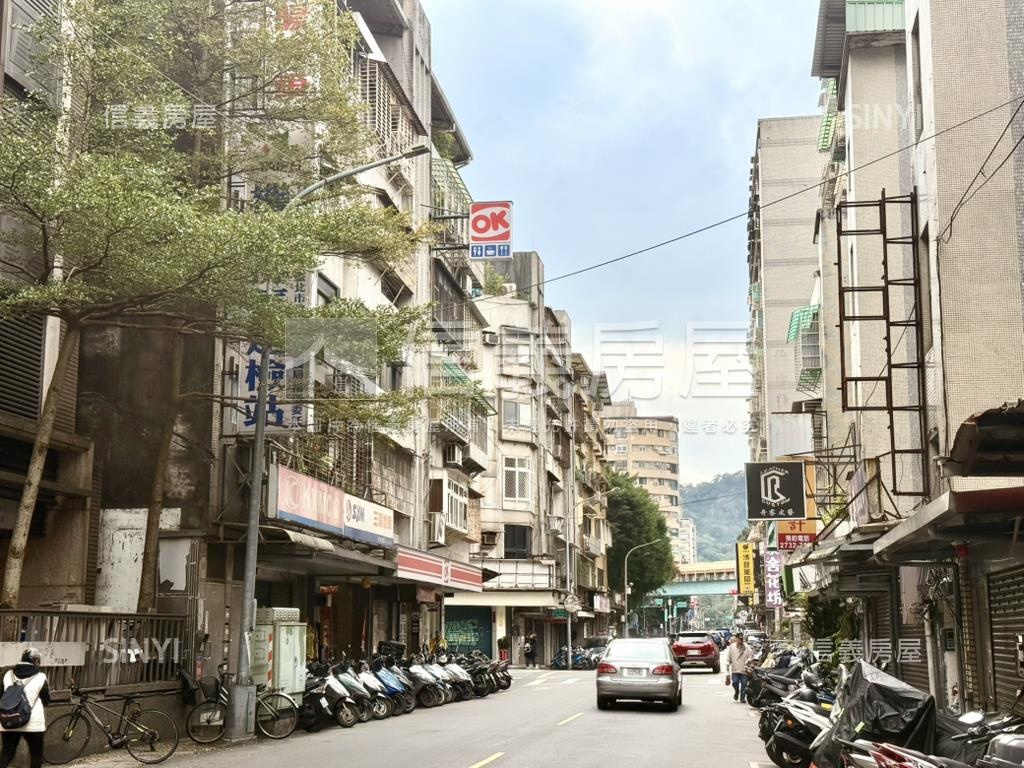 富陽人潮發財金店面房屋室內格局與周邊環境