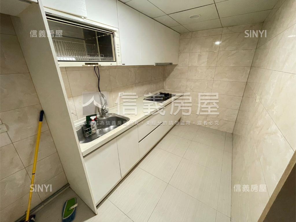 民生社區電梯管理兩房房屋室內格局與周邊環境