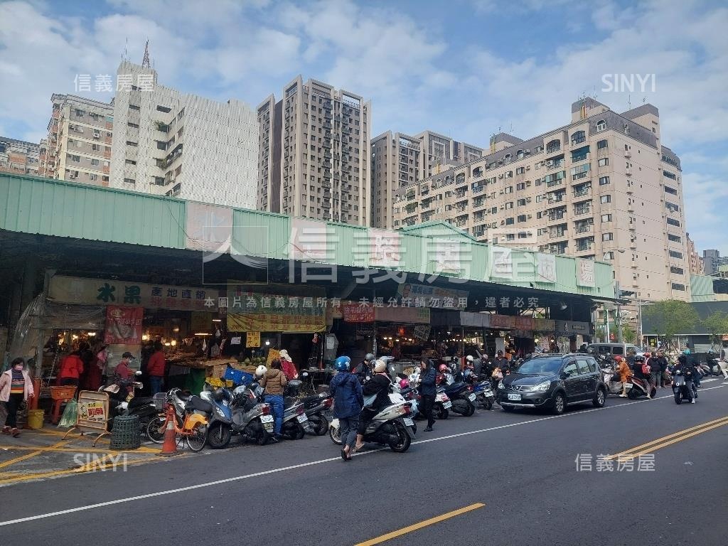 面寬近六米。北平商圈店面房屋室內格局與周邊環境