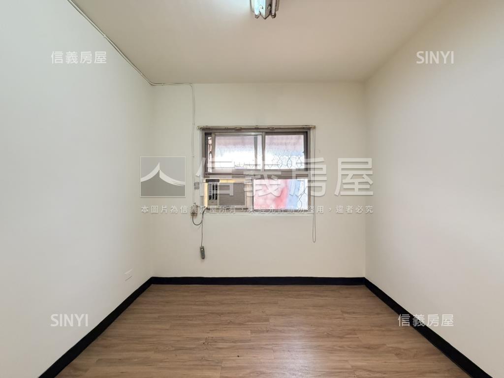 近文心崇德捷運站帥三房！房屋室內格局與周邊環境