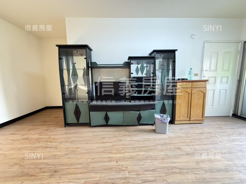 近文心崇德捷運站帥三房！房屋室內格局與周邊環境