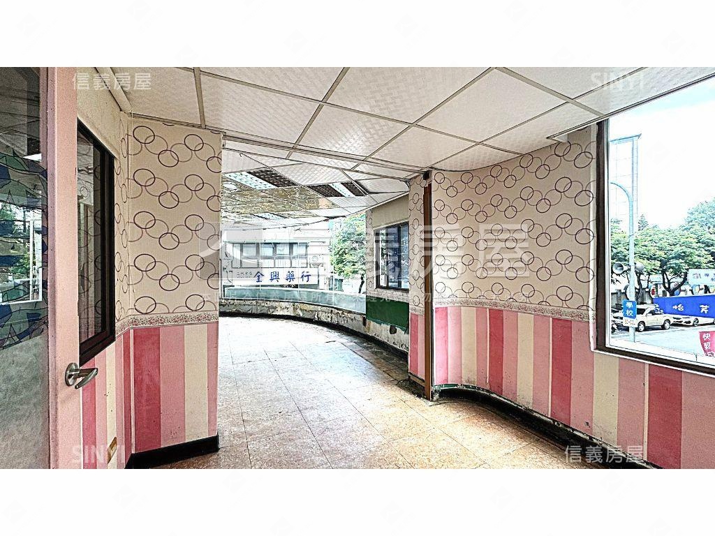 石牌國中小商圈二樓房屋室內格局與周邊環境