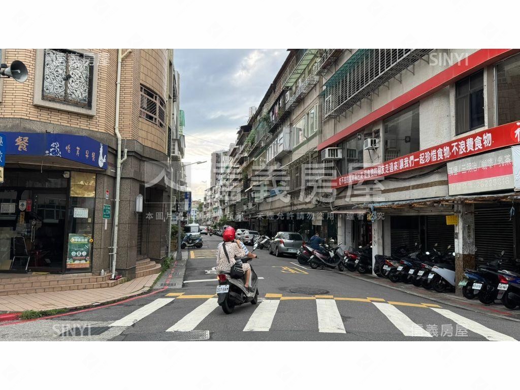 石牌國中小商圈二樓房屋室內格局與周邊環境