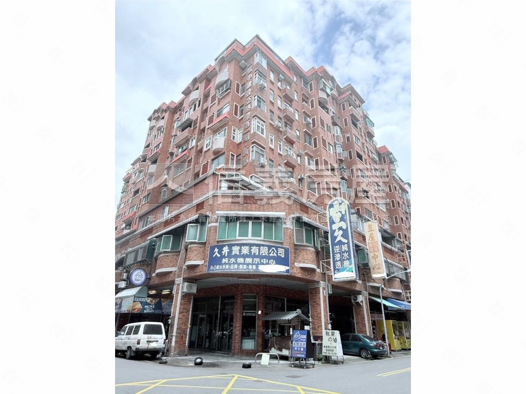 榮興商圈熱鬧店面房屋室內格局與周邊環境