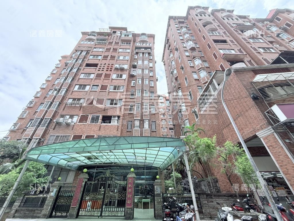 榮興商圈熱鬧店面房屋室內格局與周邊環境