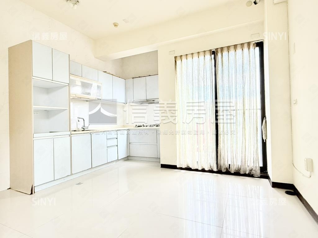 新！中科震後透天獨立車庫房屋室內格局與周邊環境