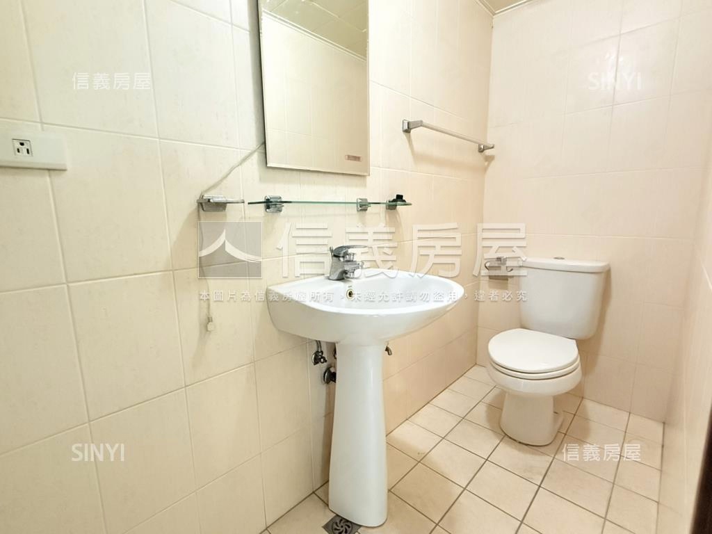 新！中科震後透天獨立車庫房屋室內格局與周邊環境