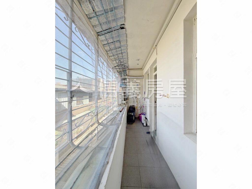 方正溫馨屋，府中捷運房屋室內格局與周邊環境