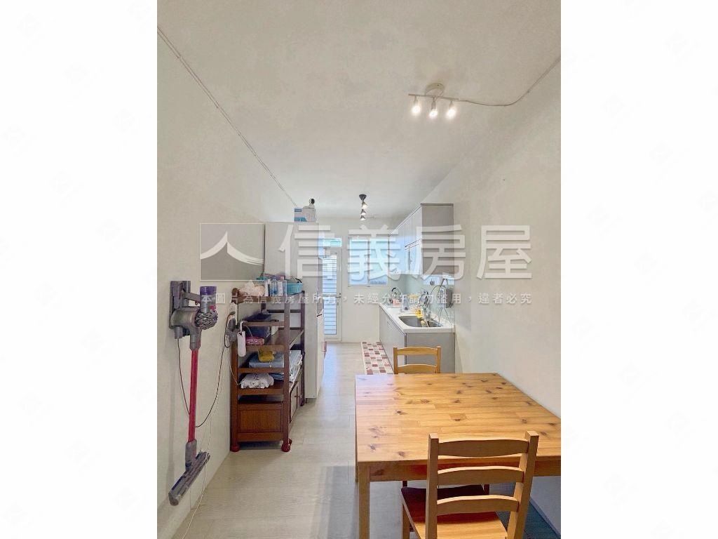 方正溫馨屋，府中捷運房屋室內格局與周邊環境