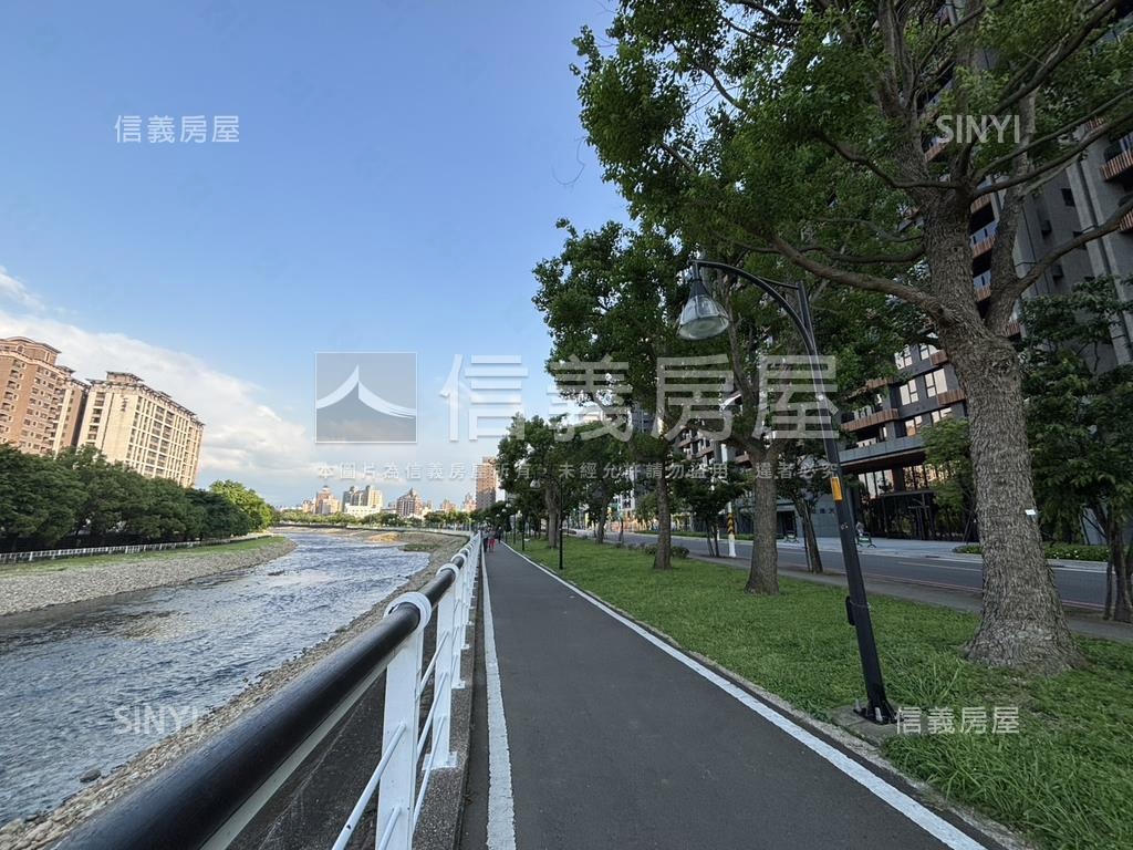 河岸旁三房房屋室內格局與周邊環境