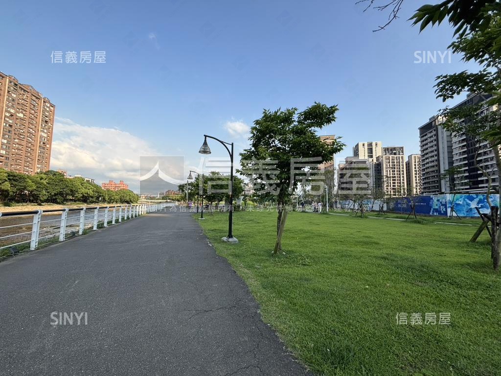 河岸旁三房房屋室內格局與周邊環境