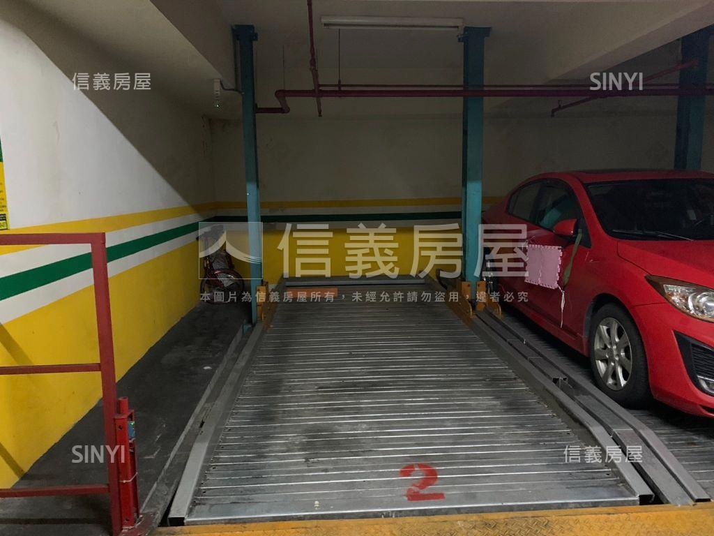 北美市住戶的子母車位Ｗ房屋室內格局與周邊環境