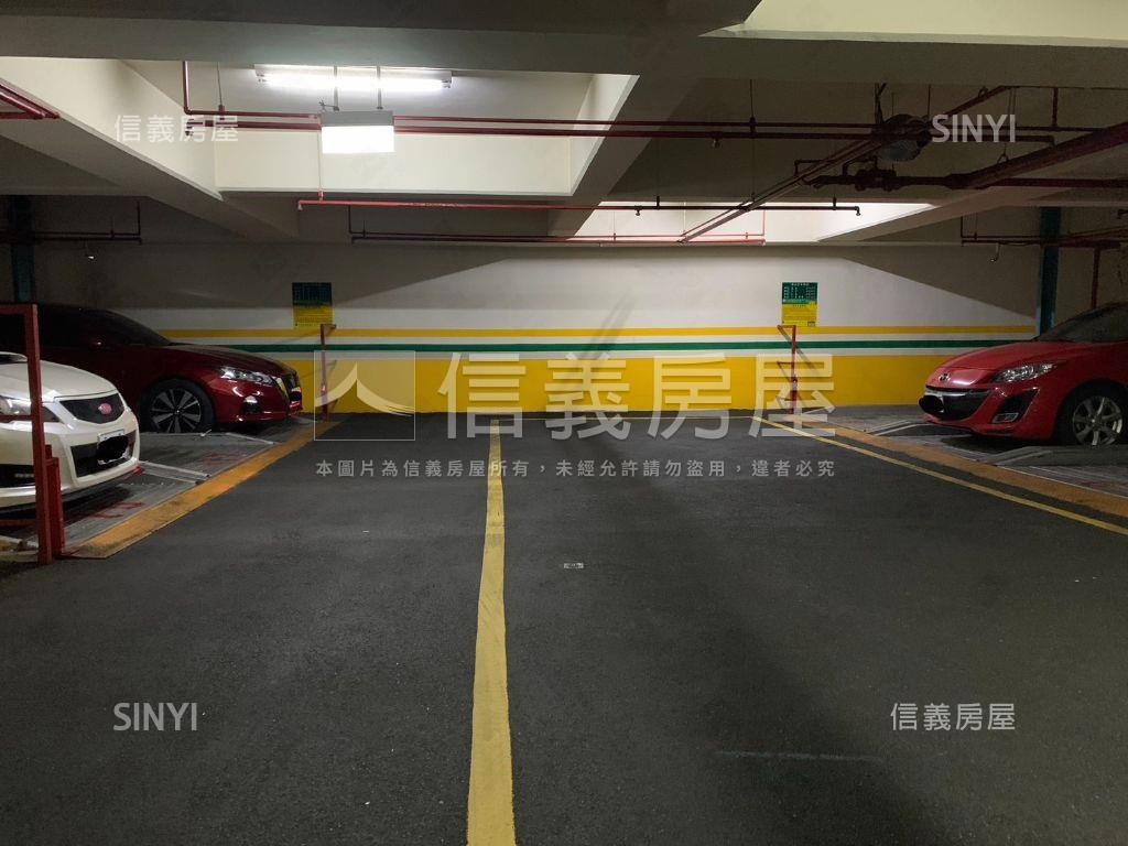 北美市住戶的子母車位Ｗ房屋室內格局與周邊環境