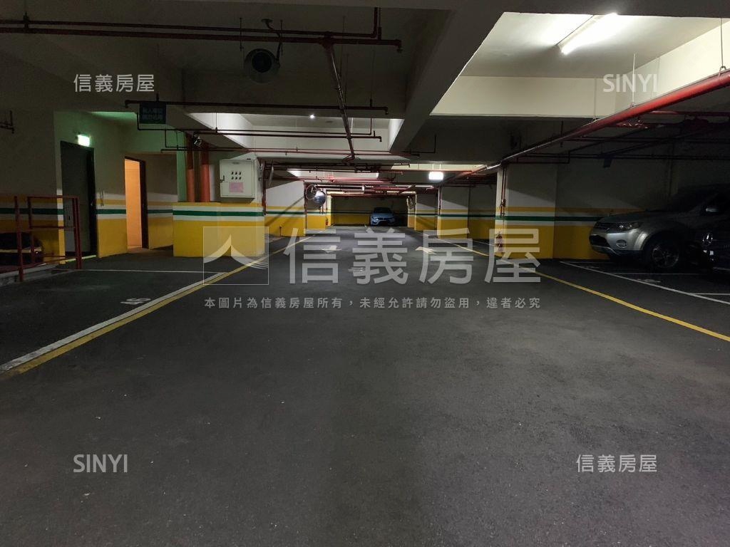 【北美市住戶】子母車位Ｂ房屋室內格局與周邊環境