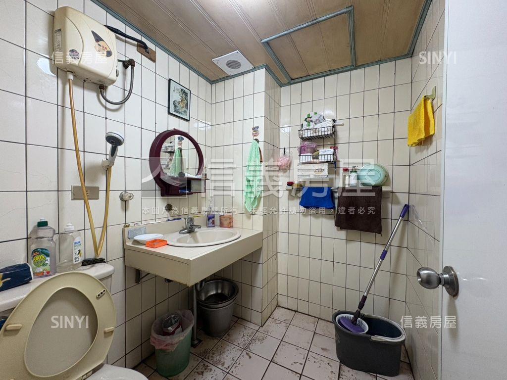 近中原溫馨小富翁有陽台房屋室內格局與周邊環境