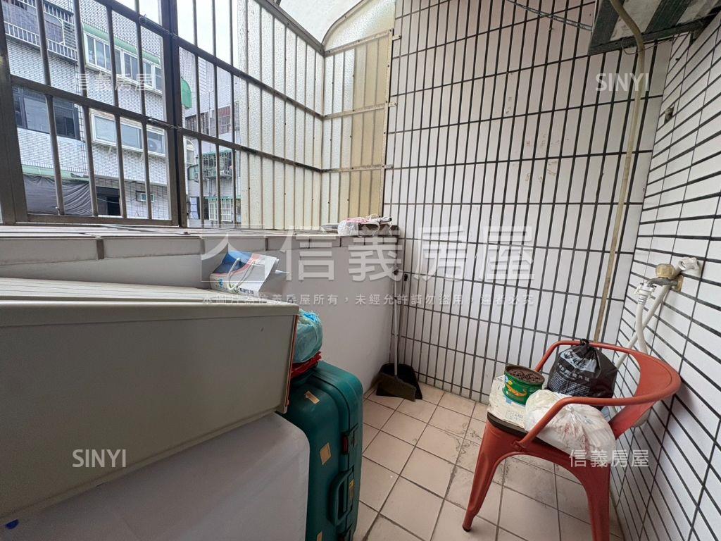 近中原溫馨小富翁有陽台房屋室內格局與周邊環境