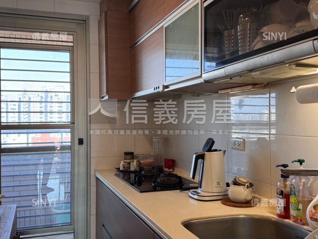 國泰來茵廁所開窗三房平車房屋室內格局與周邊環境